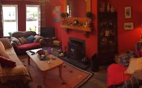 Primrose Cottage, Bushmills - Cosy Self Catering Property